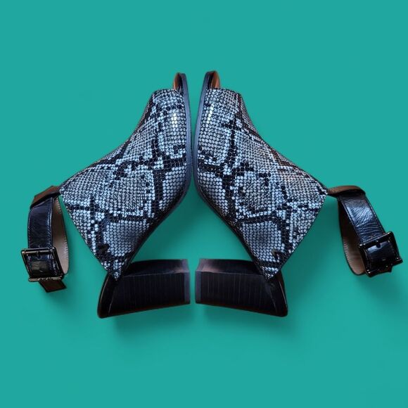 Vionic Kaia Snake Ankle Strap Heels - Size 6.5 - Picture 5 of 14